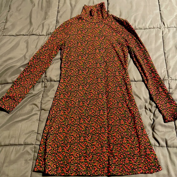 Mini dress - Picture 2 of 2